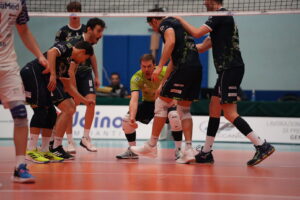 Pallavolo A3 maschile, Negrini perde ma strappa un’ala (e un punto) a Gabbiano Mantova