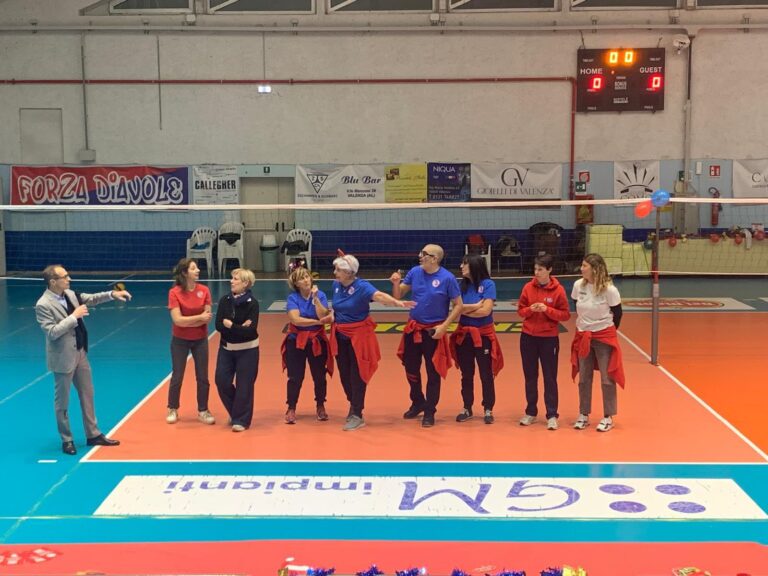 Pallavolo Valenza in festa al Palazzetto