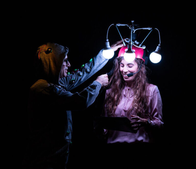 Control Freak prima regionale al Teatro Sociale
