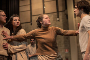 Antigone, la forza del classico al Teatro Sociale