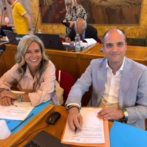 Verde pubblico e manutenzione strade al centro delle interrogazioni di Deangelis e Zaio