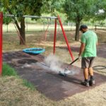 Rivarone, diserbo senza chimica: una proposta per il verde pubblico