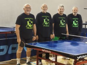 Tennistavolo D2, Valenza sezione Tortona d’acciaio piegato da Novara sul filo di lana
